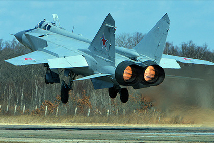 Военные сообщили о спасении летчиков разбившегося МиГ-31