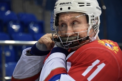 Путин провел хоккейную тренировку в Сочи