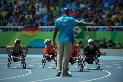 Международный паралимпийский комитет продлил отстранение россиян от соревнований