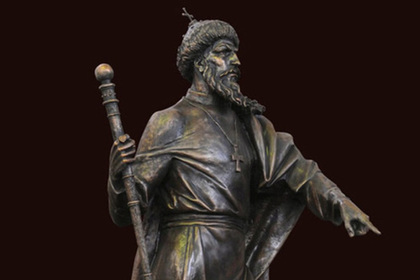 Авторы памятника Ивану Грозному в Александрове увезли скульптуру из города