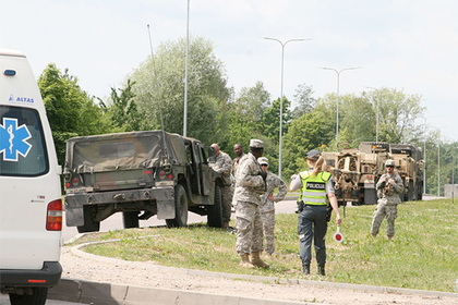Натовский Hummer протаранил машину с четырьмя пассажирками в Литве