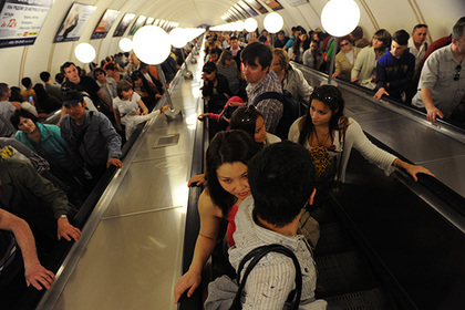 Пассажирам московского метро предложили способ избежать давки в поездах