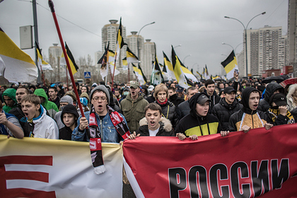 Участники «Русского марша - 2013» в Москве.