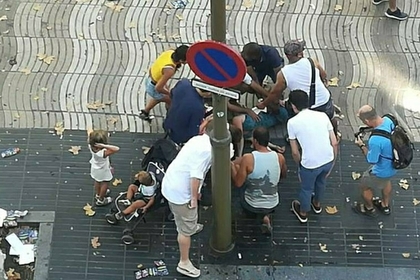Место теракта в Барселоне