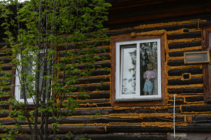 Глава Минстроя пожаловался на предвзятое отношение россиян к деревянным домам