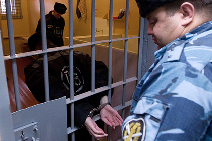 Торговавшего мнимым топливом заключенного заподозрили в хищении миллиона рублей