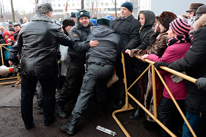 Источник сообщил об указании полиции Петербурга жестко подавлять акции 7 октября