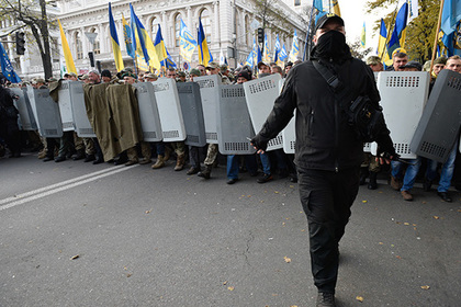 Поддержавший Майдан депутат Рады обвинил митингующих в Киеве в беспорядках