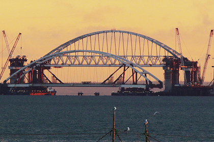 Крымский мост предложили назвать в честь Путина