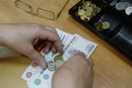 Почти половина россиян «существенно» пострадала от экономического кризиса