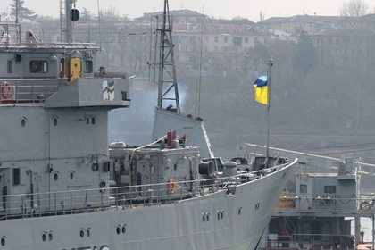 Киев занялся подсчетами после предложения Путина вернуть боевую технику из Крыма