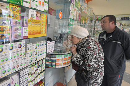 Россиян задумали лишить льготных цен на лекарства и еду