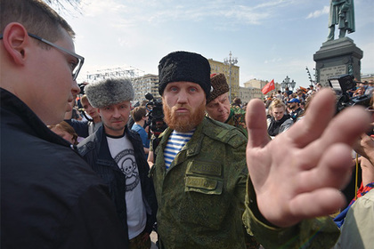 Московская мэрия отмежевалась от атаки казаков с нагайками на протестующих