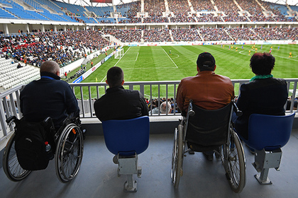 Фанат из США подарил россиянину инвалидное кресло за 10 тысяч долларов