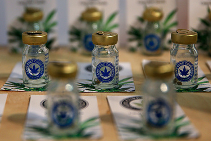 Россияне выступили против продаж легких наркотиков наравне с алкоголем