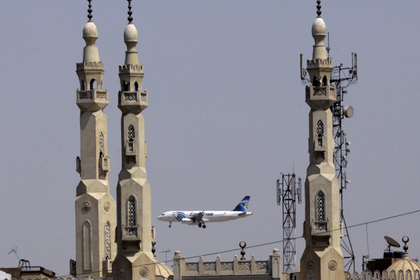 В аэропорту Каира прогремел взрыв