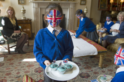 Дети российских олигархов начали покидать британские школы