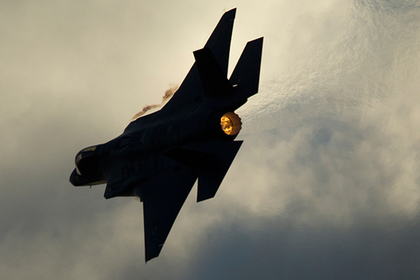 В России объяснили видимость на радарах F-22 и F-35