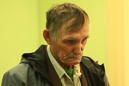 Российский ветеран получил год за мак на огороде и расплакался