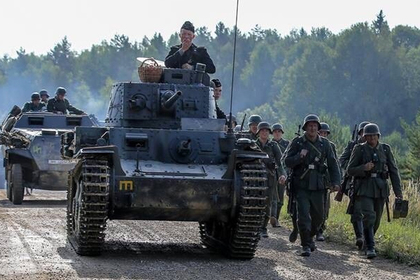 Каскадера раздавило танком на съемках фильма о «крепком русском духе»