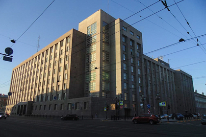 Здание ФСБ на Литейном проспекте в Санкт-Петербурге