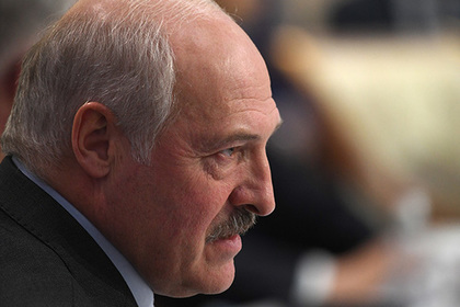 Лукашенко снова обрушился с критикой на правительство