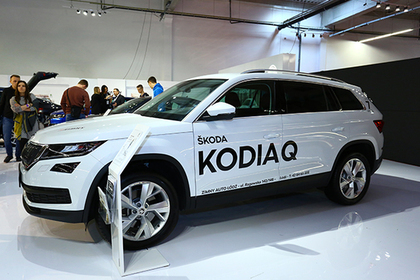 Владельцы Skoda смогут бесплатно парковаться в московских ТЦ во время праздников