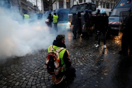 «Би-би-си» объяснила поиски влияния России на протесты во Франции