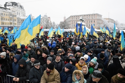 Спасение украинцев от вымирания возложили на бывших президентов