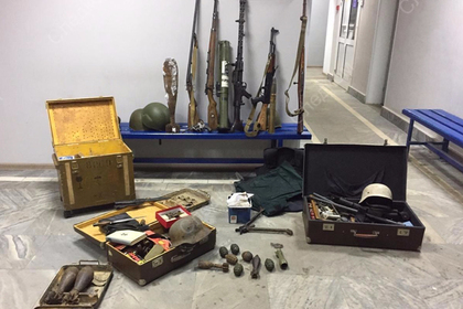 У подорвавшегося на боеприпасе российского полицейского нашли арсенал