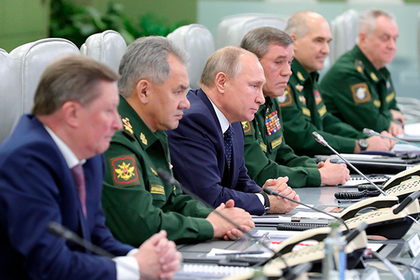 Путин пообещал армии новое оружие