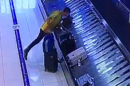 Серийный грабитель наворовал чемоданов на сотни тысяч и пустился путешествовать
