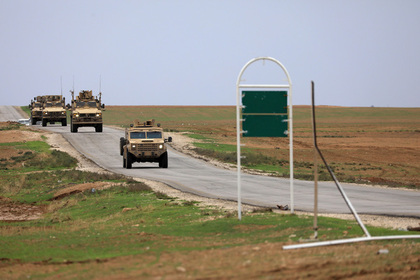 Смертник атаковал колонну американских и курдских военных в Сирии