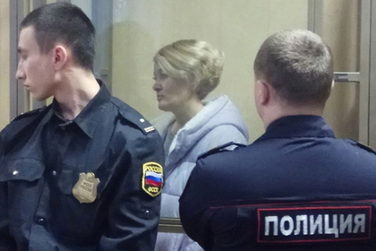 Российскую активистку отпустят из-под домашнего ареста на похороны дочери