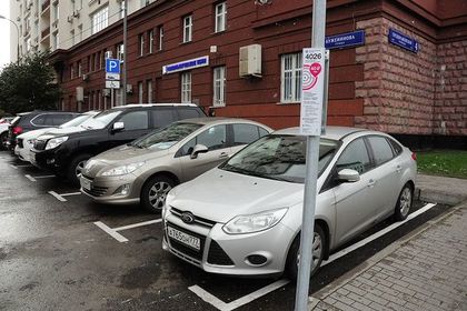 В Госдуме захотели запретить россиянам без гаража покупать машины