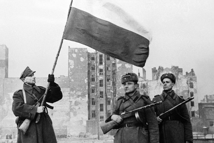 Польша объяснила отказ позвать Россию на годовщину Второй мировой войны
