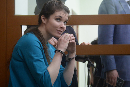 Ехавшая к жениху в ИГ студентка Караулова попросила выпустить ее на свободу
