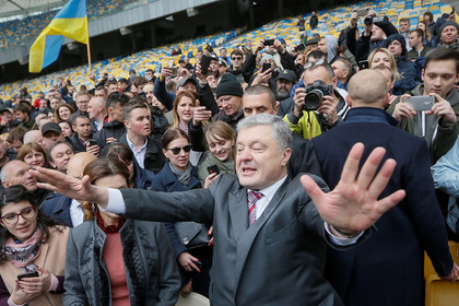 Украинцы разобрали все билеты на дебаты Порошенко и Зеленского
