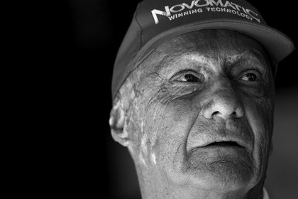 Трехкратный чемпион «Формулы-1» Лауда умер