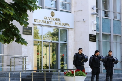 У поддержавших новую власть молдавских полицейских прошли обыски