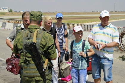Крымчан анонимно опросят о цели поездок на Украину