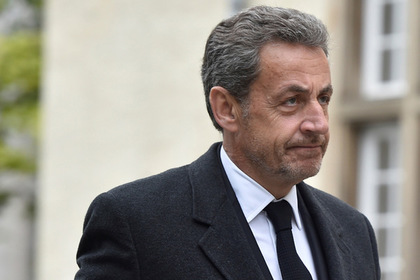 Саркози пойдет под суд за коррупцию