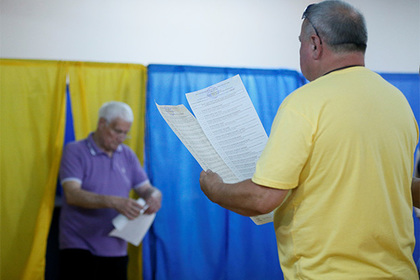 Выборы на шести избирательных участках на Украине оказались под угрозой