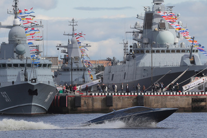 Путин объявил ВМФ России всесильным