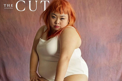 Тучная модель снялась в купальнике для обложки модного журнала