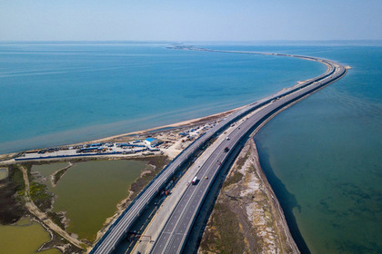 По Крымскому мосту проехало рекордное количество машин