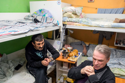 Россияне потребовали от благотворителей найти новое место для приюта из-за «вони»