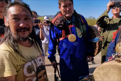 Сторонники якутского шамана передумали идти в Кремль