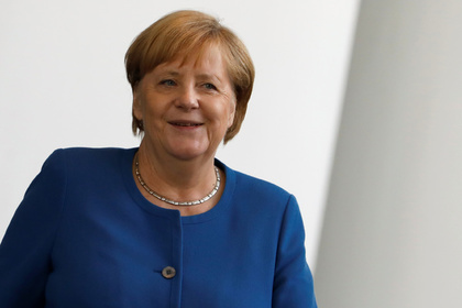 Меркель оценила снятие санкций с России из-за «формулы Штайнмайера»