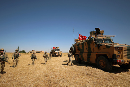 Турция ввела сухопутные войска в Сирию